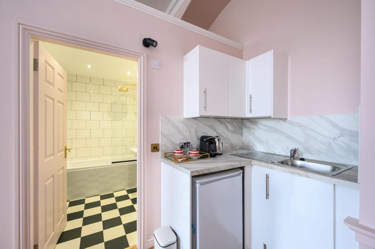 Charming Large Family With Kitchenette * Édimbourg